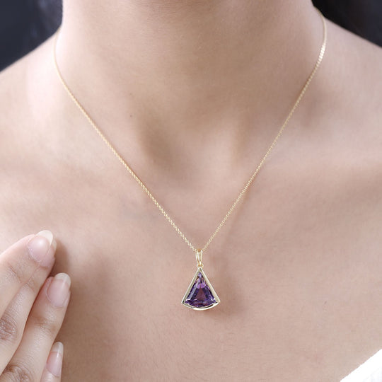 Afrikanischer Amethyst Anhänger mit Kette, 925 Silber Gelbgold Vermeil ca. 5.45 ct