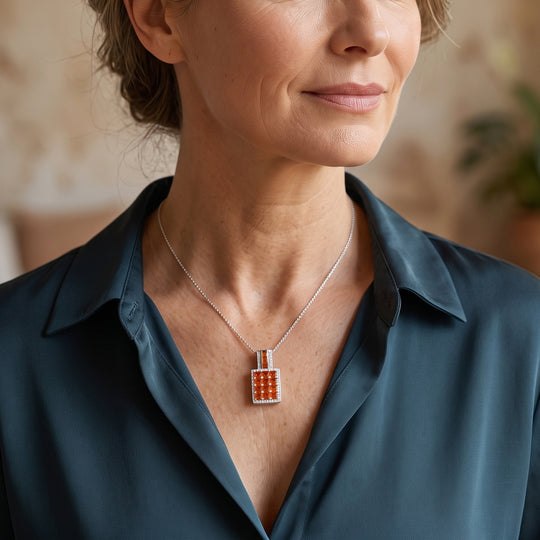 D'joy AAA Feueropal Anhänger mit Kette (ca. 50cm), 925 Silber rhodiniert ca. 2.56 ct