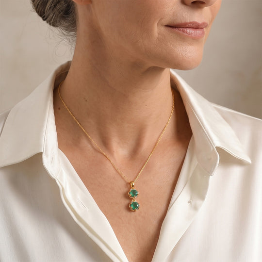 D'Joy Smaragd Triplett Quarz Anhänger mit 50cm Kette, 925 Silber platiniert und vergoldet - 2 ct.