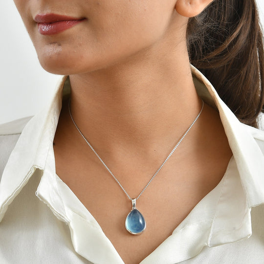 D'Joy milchiger Aquamarin Anhänger mit 50cm Kette, 925 Silber rhodiniert - 17,92 ct.