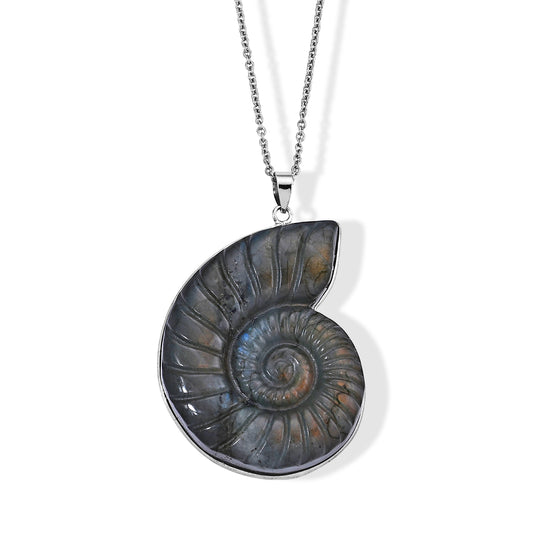 Labradorit-Anhänger im Fossil-Design mit Kette, ca. 100 ct, ca. 50 cm 127.50 ct