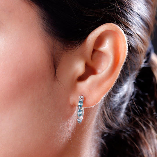 Kambodschanischer, blaue Zirkon-Creolen, 925 Silber platiniert ca. 2,12 ct