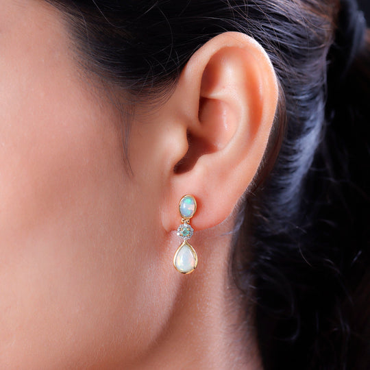 Natürliche, äthiopische Welo Opal-Ohrringe, 925 Silber vergoldet 2,49 Carat ca. 2,50 ct