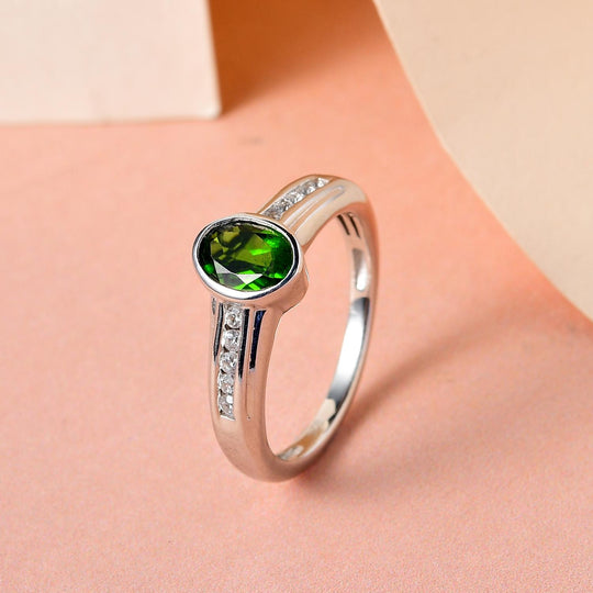 Natürlicher Chromdiopsid und weißer Zirkon-Ring, 925 Silber platiniert ca. 1.00 ct