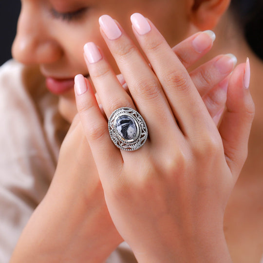 Weißer Büffel Ring, 925 Silber platiniert (Größe 19.00) ca. 8.97 ct