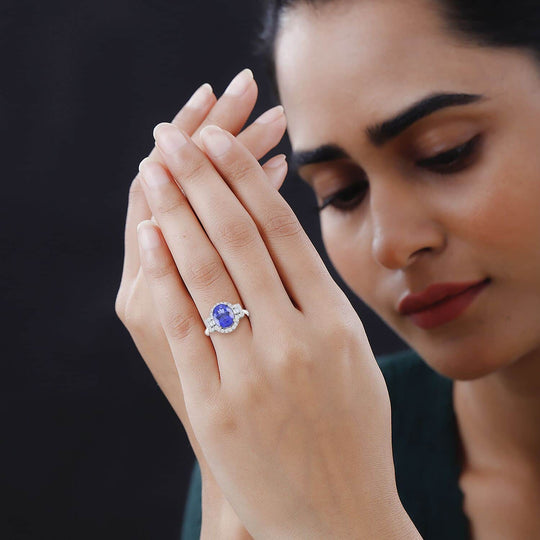 AAAA Tansanit, Weißer Diamant AGI zertifiziert Ring 950 Platin (Größe 16.50) ca. 5.29 ct