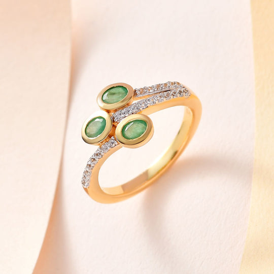 AA Kagem Sambischer Smaragd, weißer Zirkon Ring, 925 Silber Gelbgold Vermeil, (Größe 18.00), ca. 0.85 ct