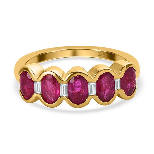 Afrikanischer Rubin (Fissure gefüllt), weißer Zirkon Ring, 925 Silber vergoldet (Größe 18.00) ca. 1.83 ct