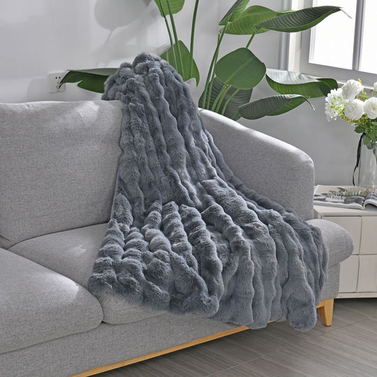 Exklusive Luxus-Edition - Wolkenweich, Doppellagige Premium-Decke, 150x200cm, Beige