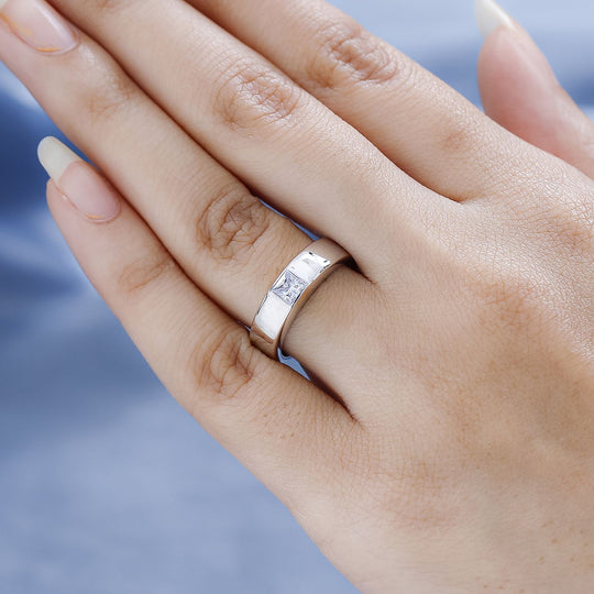 D'Joy Moissanit Ring 925 Silber Platiniert K cm ca. 0,36 ct
