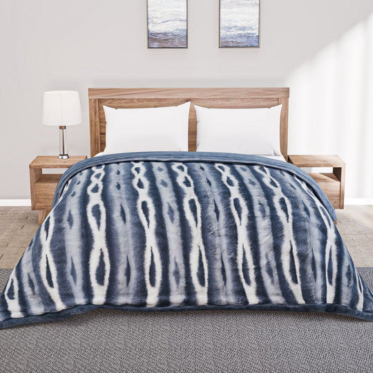 Serenity Night - Luxury Collection: superweiches Kunstkaninchenfell, extragroß 200 x 230 cm, 5,5 Kg, Doppelschicht aus Mikroflanell, Blau