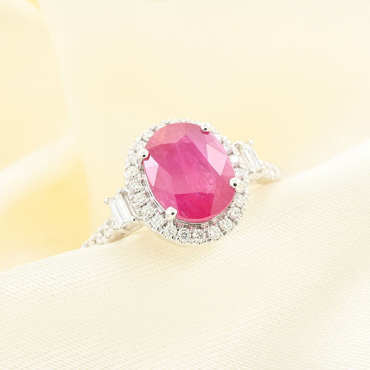 Rhapsody AAAA Natürlicher Mosambik-Rubin, Weißer Diamant AGI zertifiziert Ring 950 Platin (Größe 19.00) ca. 2.49 ct