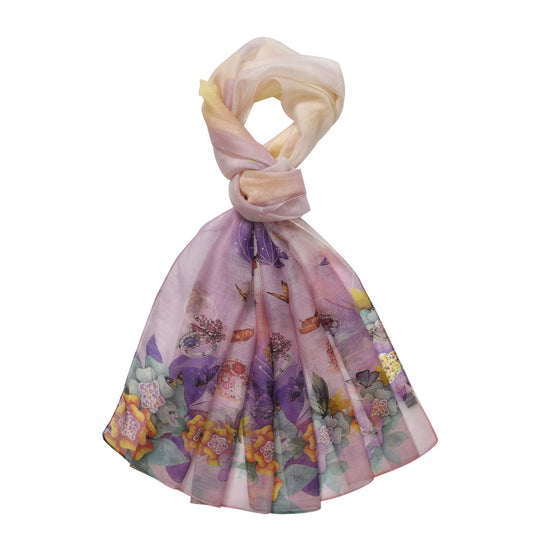 LA MAREY printed scarfMaterial:70% merino wool 30% mulberry silksize::70cm*190cmWeight : 57gyelow besed with red floral
