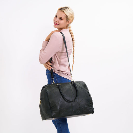 Stylische Patchwork-Reisetasche aus weichem Schafsleder -Großes Hauptfach, sichere Rückentasche, Innenfächer, Tragegriff (20 cm) & abnehmbarer Schultergurt (120 cm). Größe: 46x27x33 cm