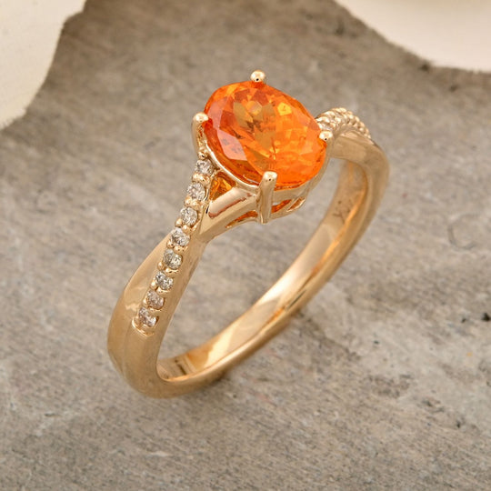 AAA Fanta-Granat, Weißer Diamant AGI zertifiziert Ring 417 Gold (Größe 20.00) ca. 1.70 ct