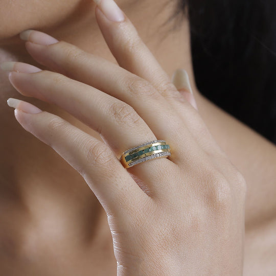 Kagem Sambischer Smaragd, Weißer Zirkon Ring, Goldfarben ca. 0.95 ct