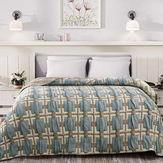 Luxus Jacquard Decke, fein gemustert, 2200 g Poly Füllung, 200 x 230 cm, Weiß Himmelblau
