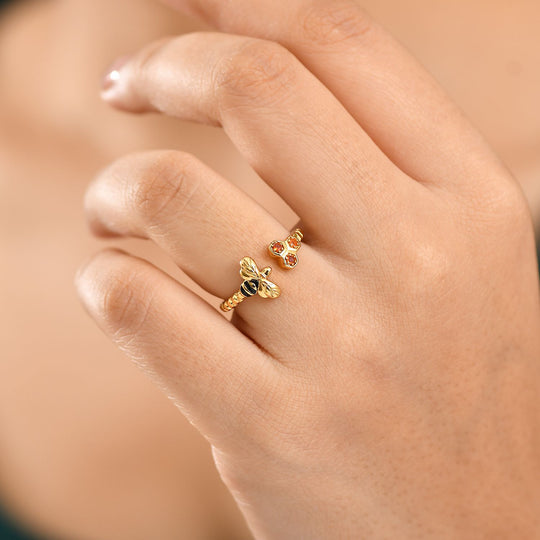GP Trionfo Queen B Kollektion - AAA Mexikanischer Purpurroter Feueropal, Kanchanaburi Blauer Saphir Ring 925 Silber 750 Gelb Vergoldet (Größe 19.00) ca. 0.06 ct