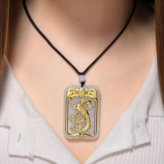 EXTREM SELTEN Natürliche Weiße Jade, 999er Gold Phoenix, Flexibles kette ca. 70 cm, ca. 125.00 ct