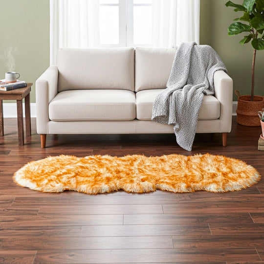 LIVMORE - Kunstfell-Teppich im Dip-Dye-Look mit Schaumstoffunterlage, 60x180 cm, Braun