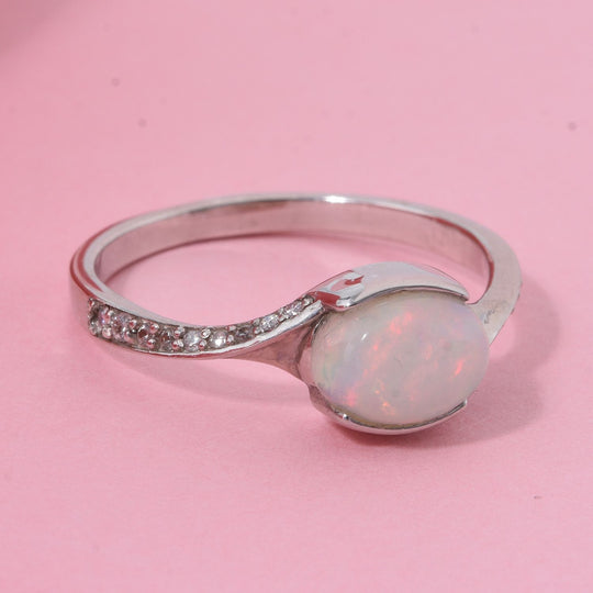 Natürlicher, äthiopischer Welo Opal, Weißer Zirkon Ring 925 Silber rhodiniert (Größe 20.00) ca. 0,99 ct