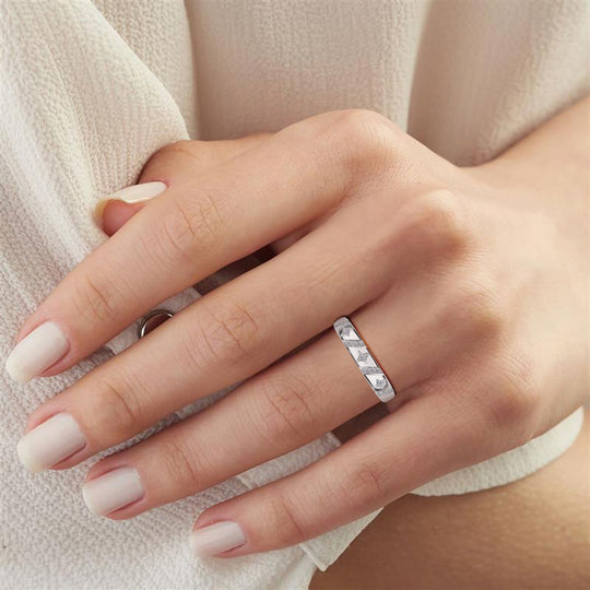 LUXURIANT DIAMOND -Lab Grown Diamant SI-GH Ring 925 Silber rhodiniert (Größe 19.00) ca. 0.15 ct