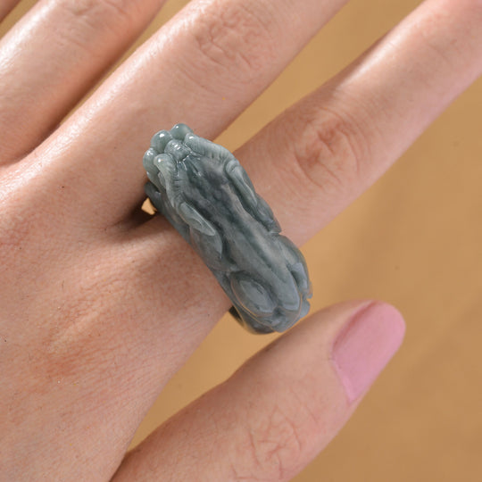 EXTREM SELTEN - Natürlicher Olmek Jadeit Pixiu Ring (Größe 20.00) ca. 90.00 ct