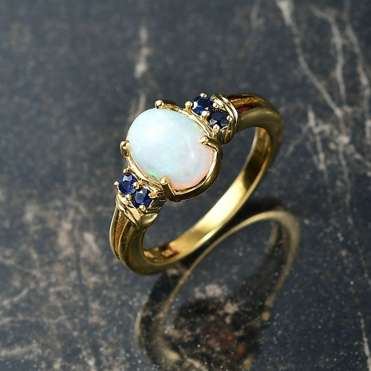 D'Joy AA Natürlicher, äthiopischer Welo Opal, Blauer Saphir Ring 925 Silber vergoldet (Größe 17.00) ca. 1,38 ct
