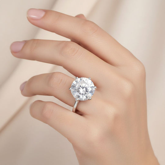 RADIANTA GRA zertifiziert 120 Facetten Moissanit (D-VVS) Ring 925 Silber rhodiniert (Größe 16.00) ca. 11.10 ct