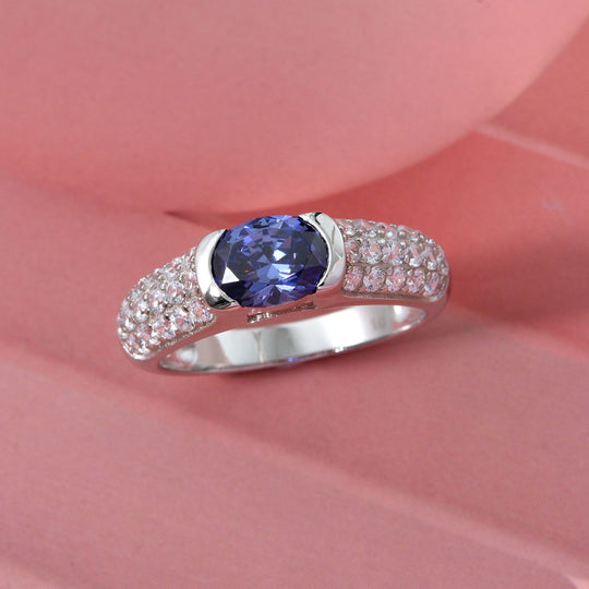 LUSTRO STELLA - Ceylon Saphir-farbener Zirkonia, Weißer Zirkonia Ring 925 Silber rhodiniert (Größe 19.00)