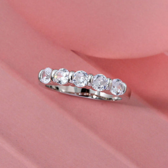 LUSTRO STELLA - Weißer Zirkonia Ring 925 Silber rhodiniert (Größe 19.00)