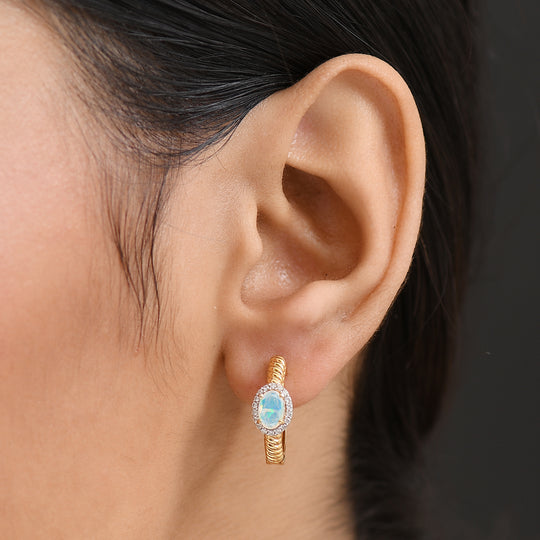D'Joy AA Natürlicher, äthiopischer Welo Opal, Weißer Zirkon Ohrringe 925 Silber vergoldet ca. 0.80 ct