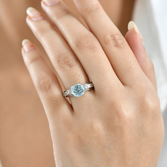 EVER TRUE AA Himmelblauer Topas Anti-Stress-Spinning-Ring Nickelfreies Messing (Größe 20.00) ca. 2.35 ct