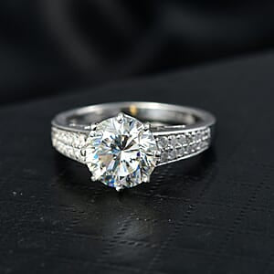 D'Joy Strontiumtitanat, Moissanit Ring 925 Silber Rhodiniert (Größe 20.00) (08-10 Werktage Lieferzeit) ca. 4,92 ct