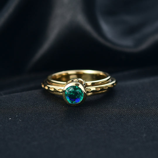 D'Joy Pfau Quarz Triplette Ring 925 Silber Platiniert (Größe 21.00) ca. 0,95 ct