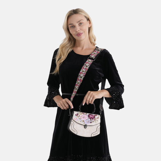Kompakte Crossbody-Tasche mit floraler Stickerei, 23 x 9 x 17 cm, Apricot
