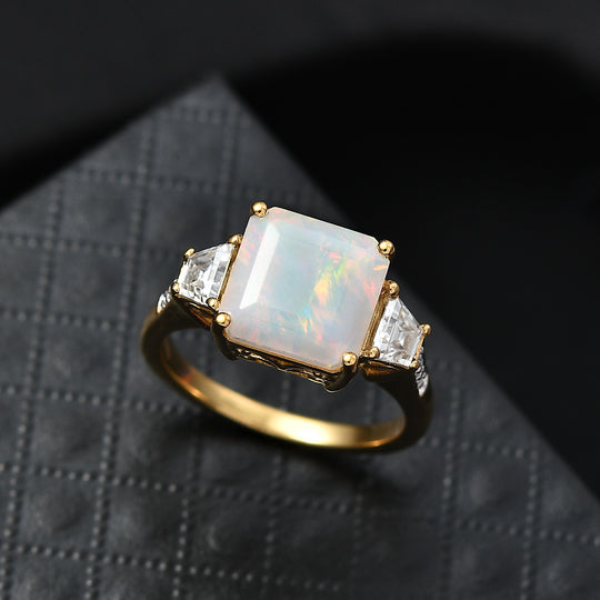 D'Joy AAA Natürlicher, äthiopischer Welo Opal, Moissanit Ring 925 Silber 750 Gelbgold Vermeil (Größe 20.00) ca. 3,04 ct