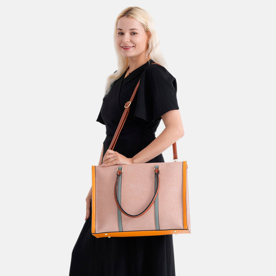 City-Shopper im Colourblock-Design aus Kunstleder mit Schulterriemen und Reißverschlussfächern, ca. 42 x 14 x 30 cm, Braun