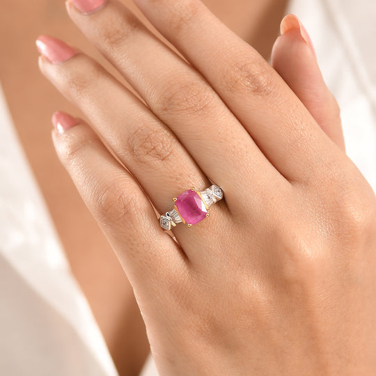 D'Joy Ilakaka Rosa Saphir (Fissure gefüllt), Weißer Zirkon Ring 925 Silber Rhodiniert und 750 Gelbgold Vermeil (Größe 21.00) ca. 3,36 ct