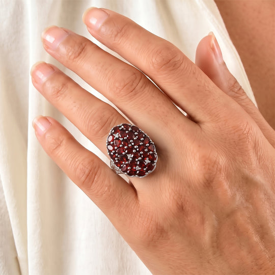 EverTrue roter Granat und Zirkon Cluster Cocktail Ring, Bronze mit Platin E-Bechichtung - 6,51 ct.