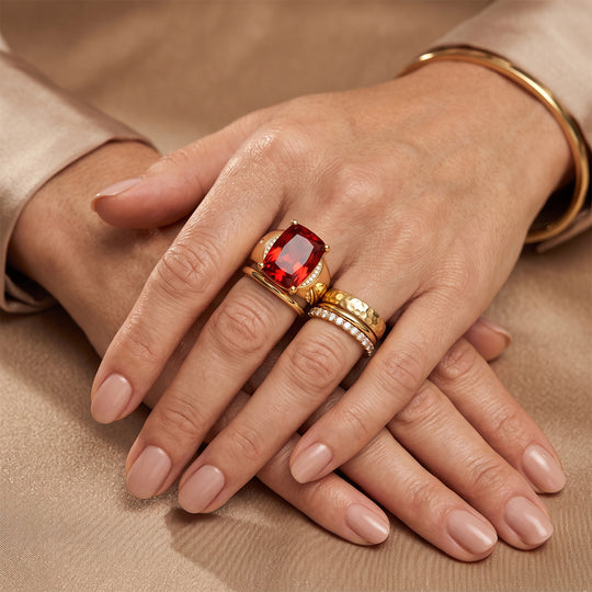 EverTrue Rubin Feuer Triplett Quarz und Zirkon Ring, 950 Kupfer mit Gelbgold E-Beschichtung - 7,28 ct.