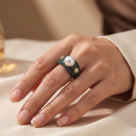 D'Joy weißer Edison 10-11mm Perle, natürlicher Olmek-Jadeit und Moissanit Ring, 925 Silber vergoldet