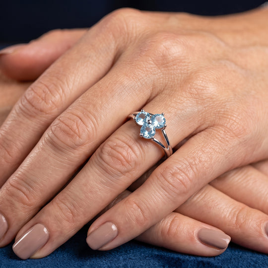 D'Joy AA Blauer Apatit Ring 925 Silber Platiniert (Größe 20.00) ca. 0,95 ct