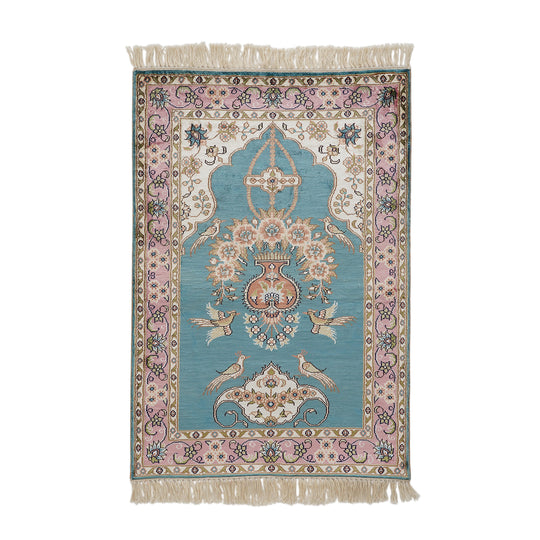 Hand made 100% Mulberry silk rug Hand made knot 300*300yarn per square foot, total around 523,126 knots material:100% Mulberry silk Packing:Roll in box