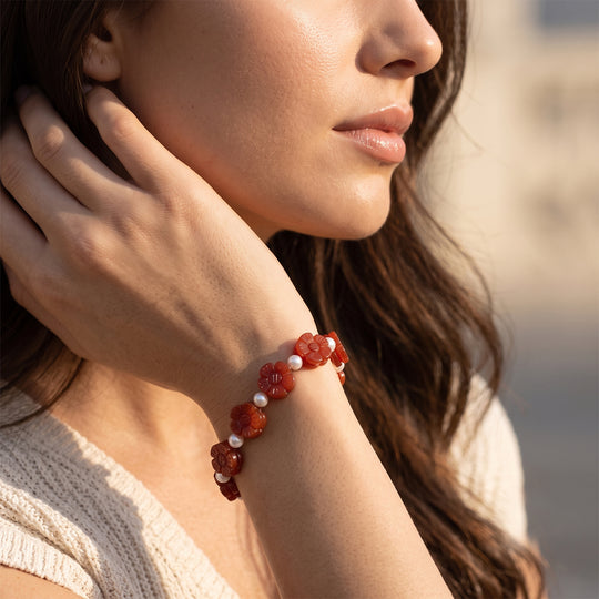 D'Joy Burmesischer Rote Jade, Zhuji Akoya-Perle (5-6mm) Armband ca. 20 cm + 5 cm Extender 925 Silber Vergoldet 80.01 ct
