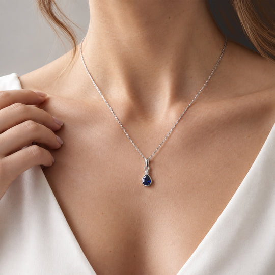 Lab Grown Ceylon-Blau-Saphir, Lab Grown Diamant Anhänger 925 Silber Rhodiniert ca. 0,88 ct.