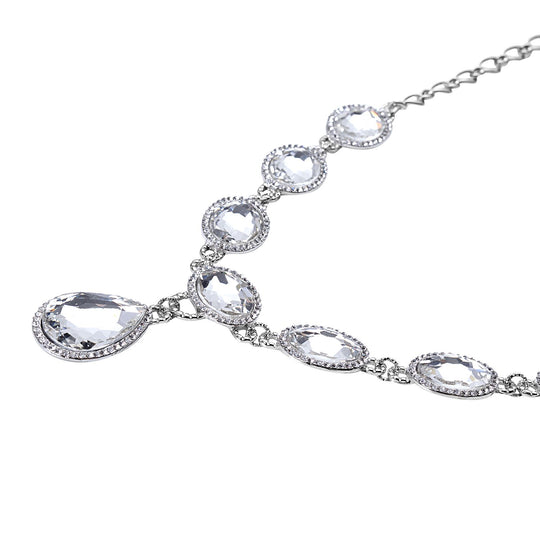 Weisse Glaskristall Halskette, ca. 50 cm 151.80 ct