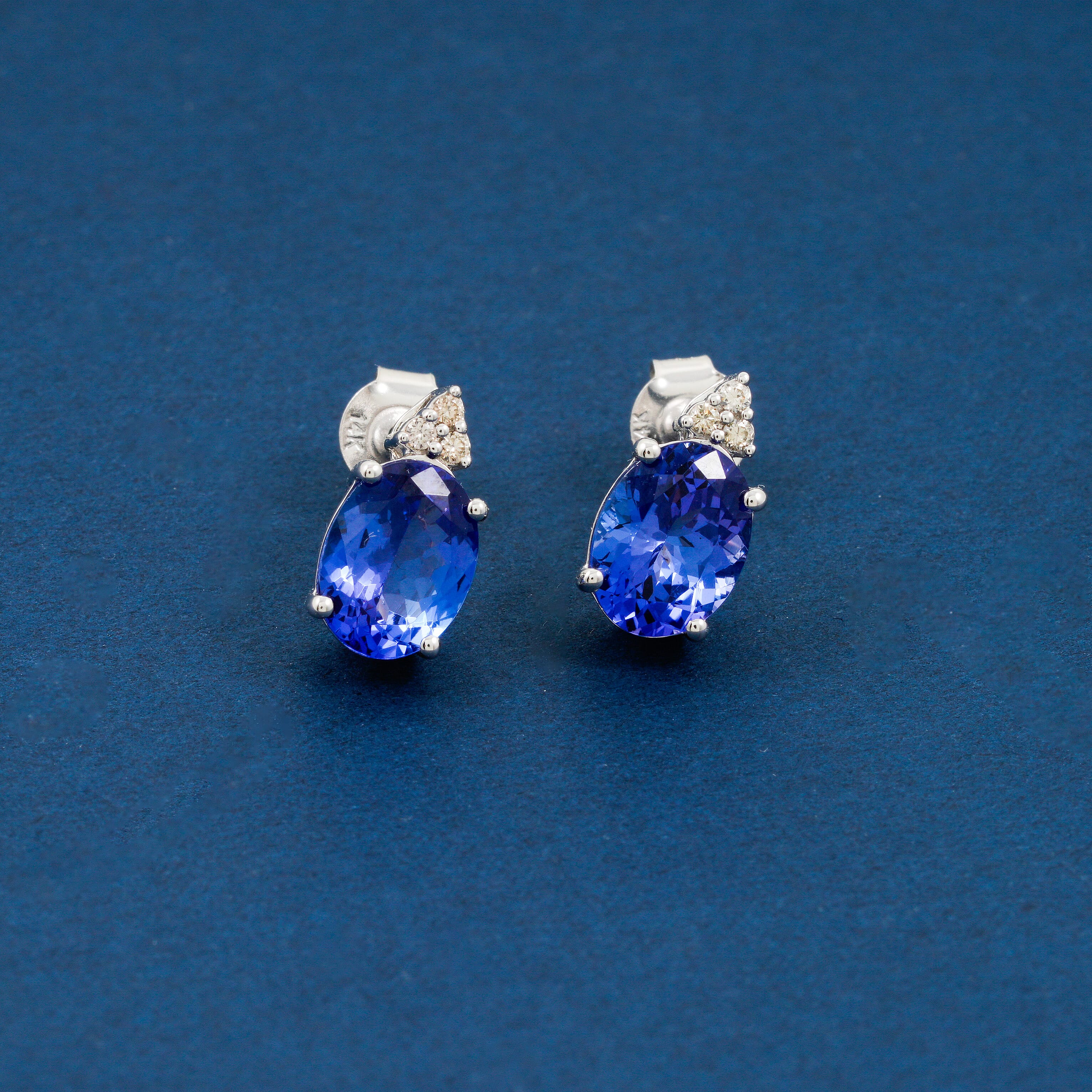 LUXORO AGI zertifiziert und geprüft AAAA Tansanit und Diamant Schmuckset in 585 Weißgold