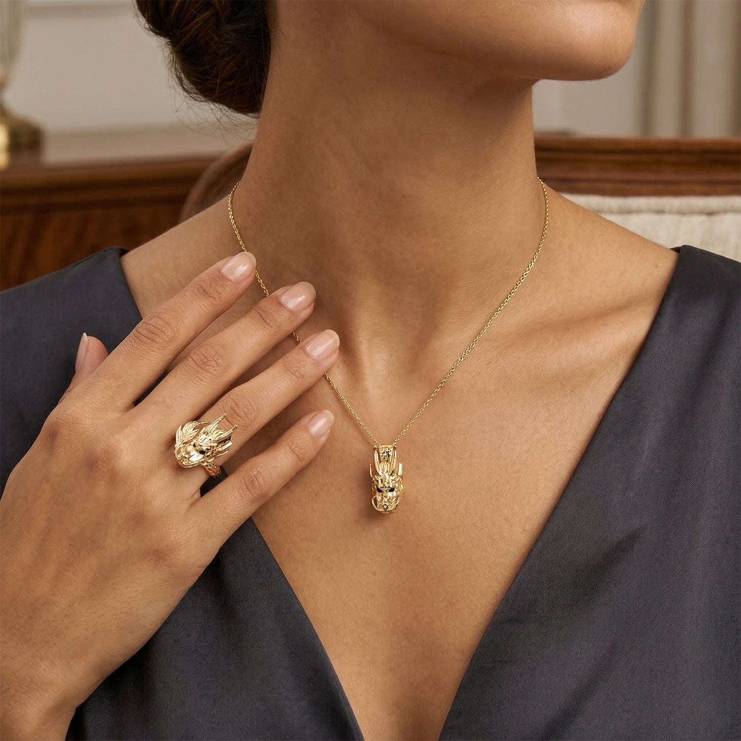 Royal Bali Kollektion- Drachen Ring und Anhänger in 375 Gold