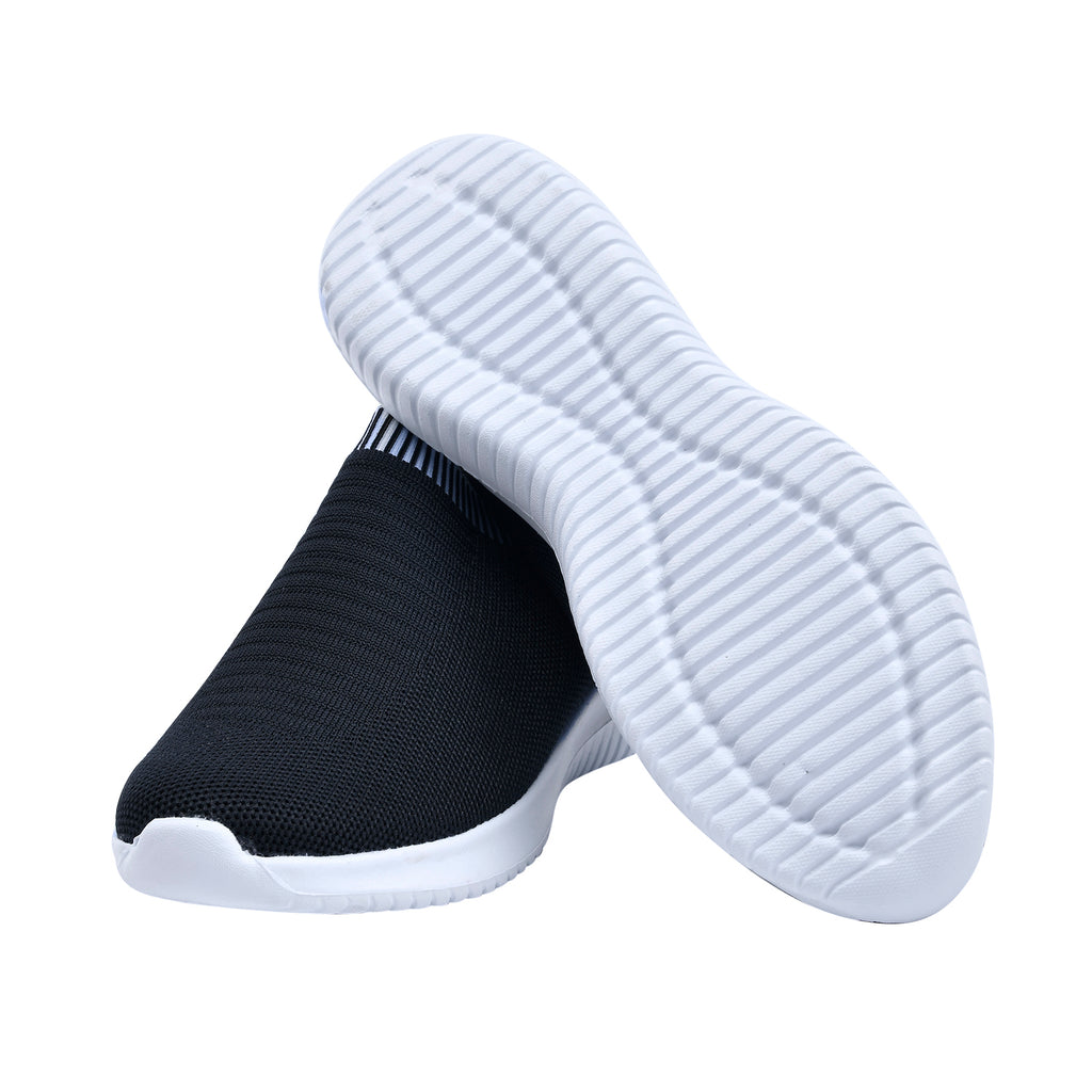 Sportliche Slip-On-Sneaker, Größe 37, Schwarz